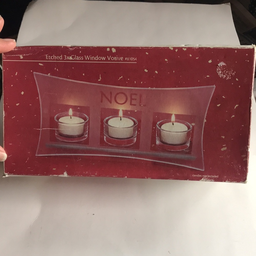 NIB Etched “JOY” Glass Votive Set